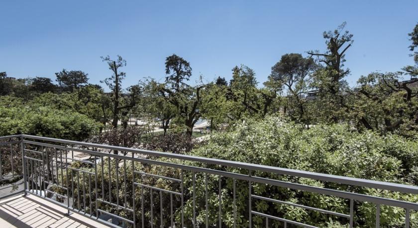 Golden House Hotel Mesagne Bagian luar foto